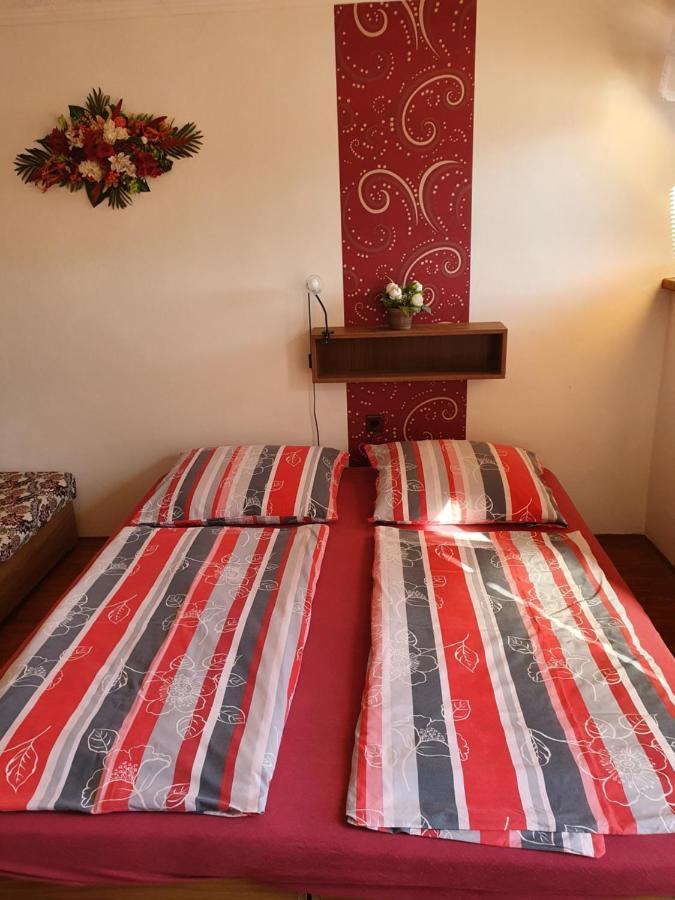 Privat U Jozefa Foeldesa Apartment Velky Meder Ngoại thất bức ảnh