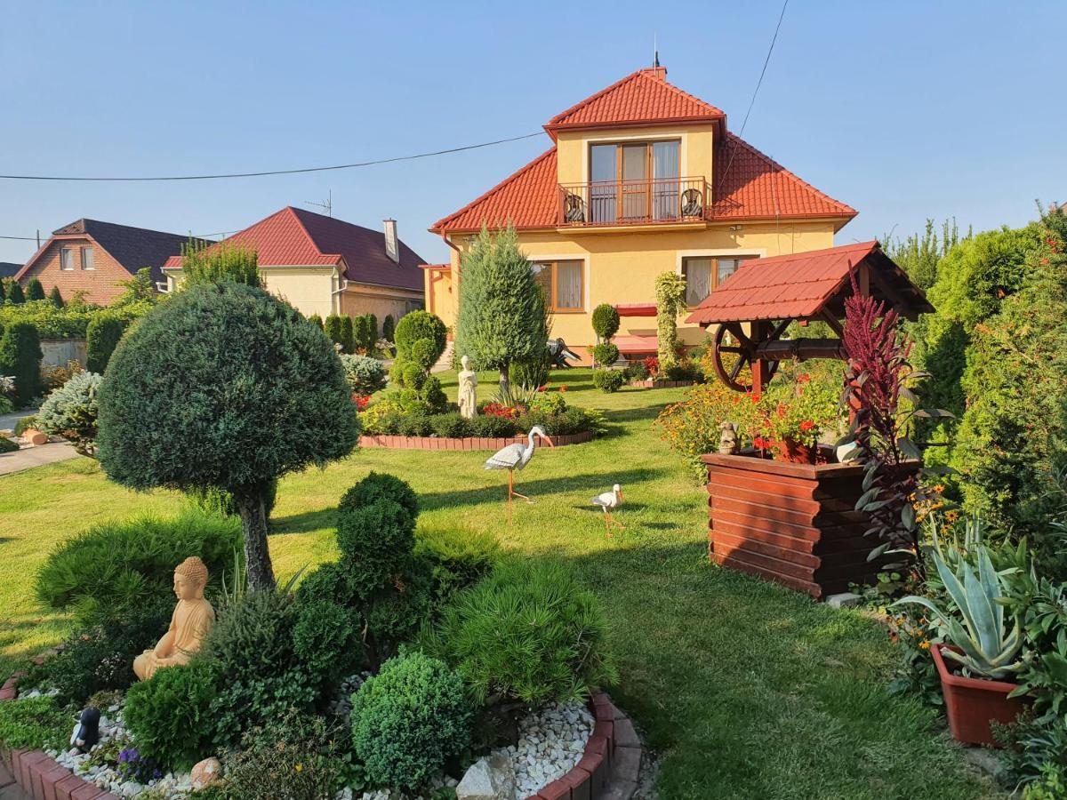 Privat U Jozefa Foeldesa Apartment Velky Meder Ngoại thất bức ảnh
