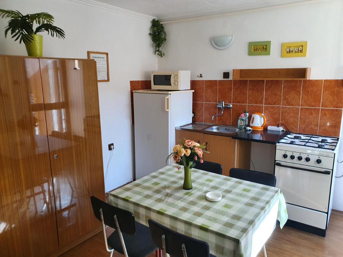 Privat U Jozefa Foeldesa Apartment Velky Meder Ngoại thất bức ảnh