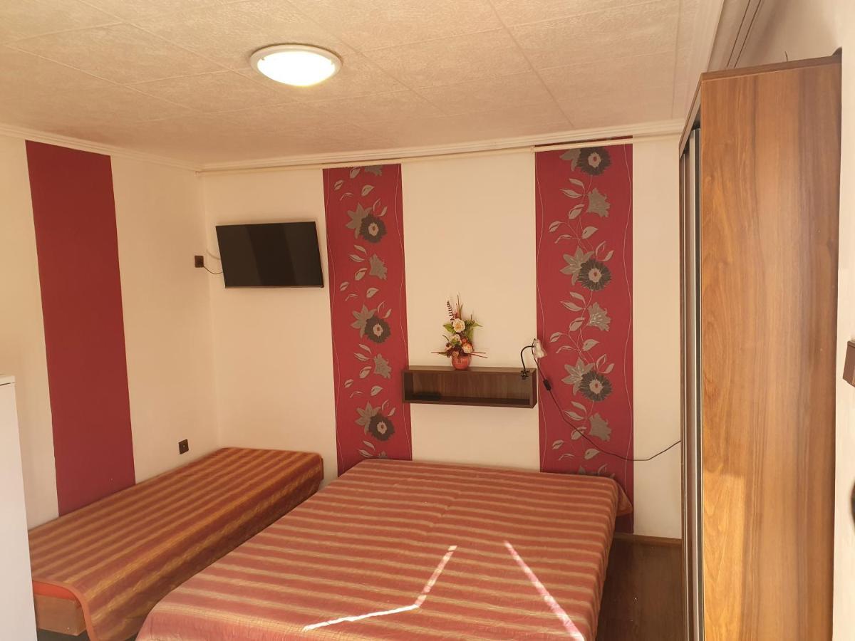 Privat U Jozefa Foeldesa Apartment Velky Meder Ngoại thất bức ảnh